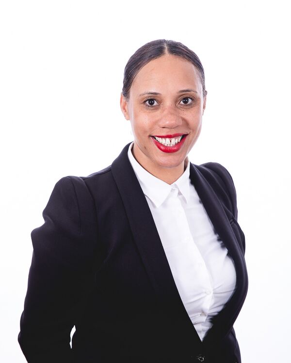 Corporate headshot by Evagoras Mandrides, Enfield