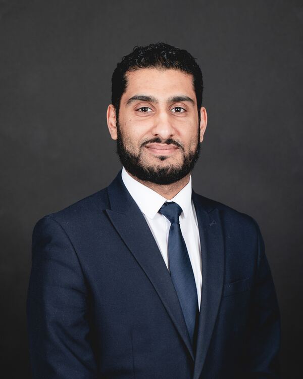 Corporate headshot by Evagoras Mandrides, Enfield