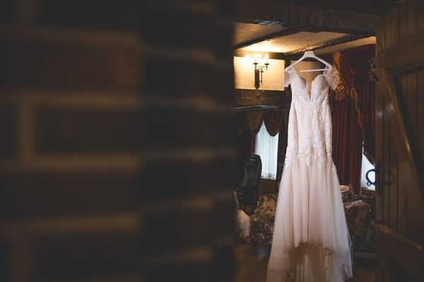 Wedding photograph by Evagoras Mandrides, wedding photographer in North London