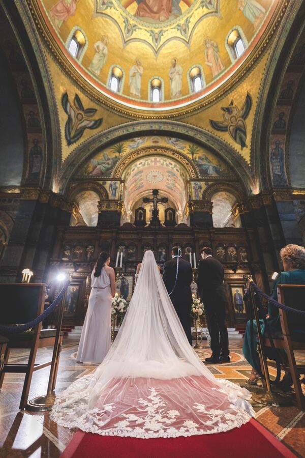 Wedding photograph by Evagoras Mandrides, wedding photographer in North London
