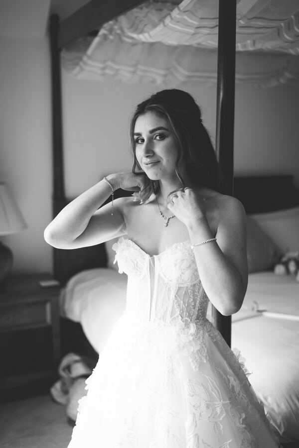 Wedding photograph by Evagoras Mandrides, wedding photographer in North London